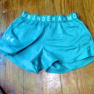 Size xs green under amour shorts